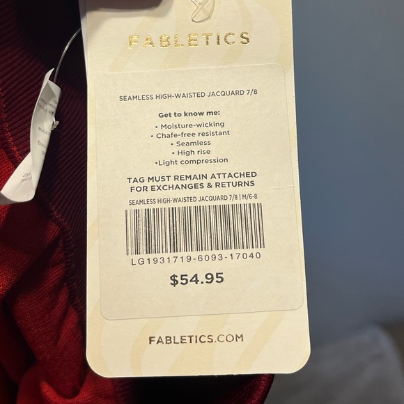 NWT Fabletics Seamless Butterfly 7/8 Leggings - Picture 10 of 10